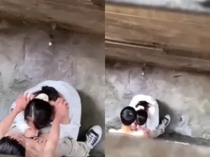 Quay lén em học sinh bú cục thịt anh người yêu ở khe nhà